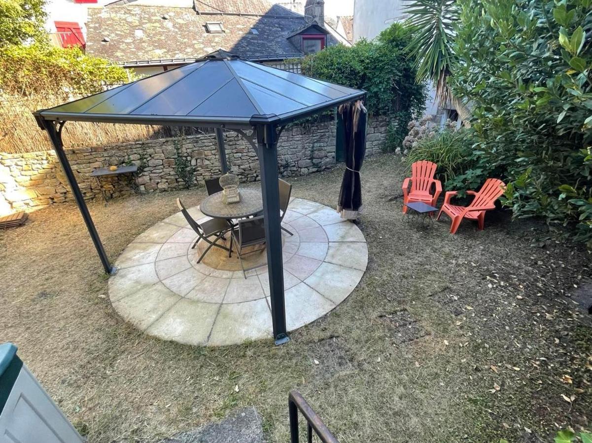 Le Patio, coeur de ville avec garage&jardin, gare à pied Vannes Esterno foto
