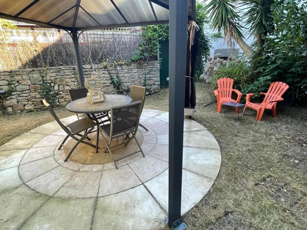 Le Patio, coeur de ville avec garage&jardin, gare à pied Vannes Esterno foto
