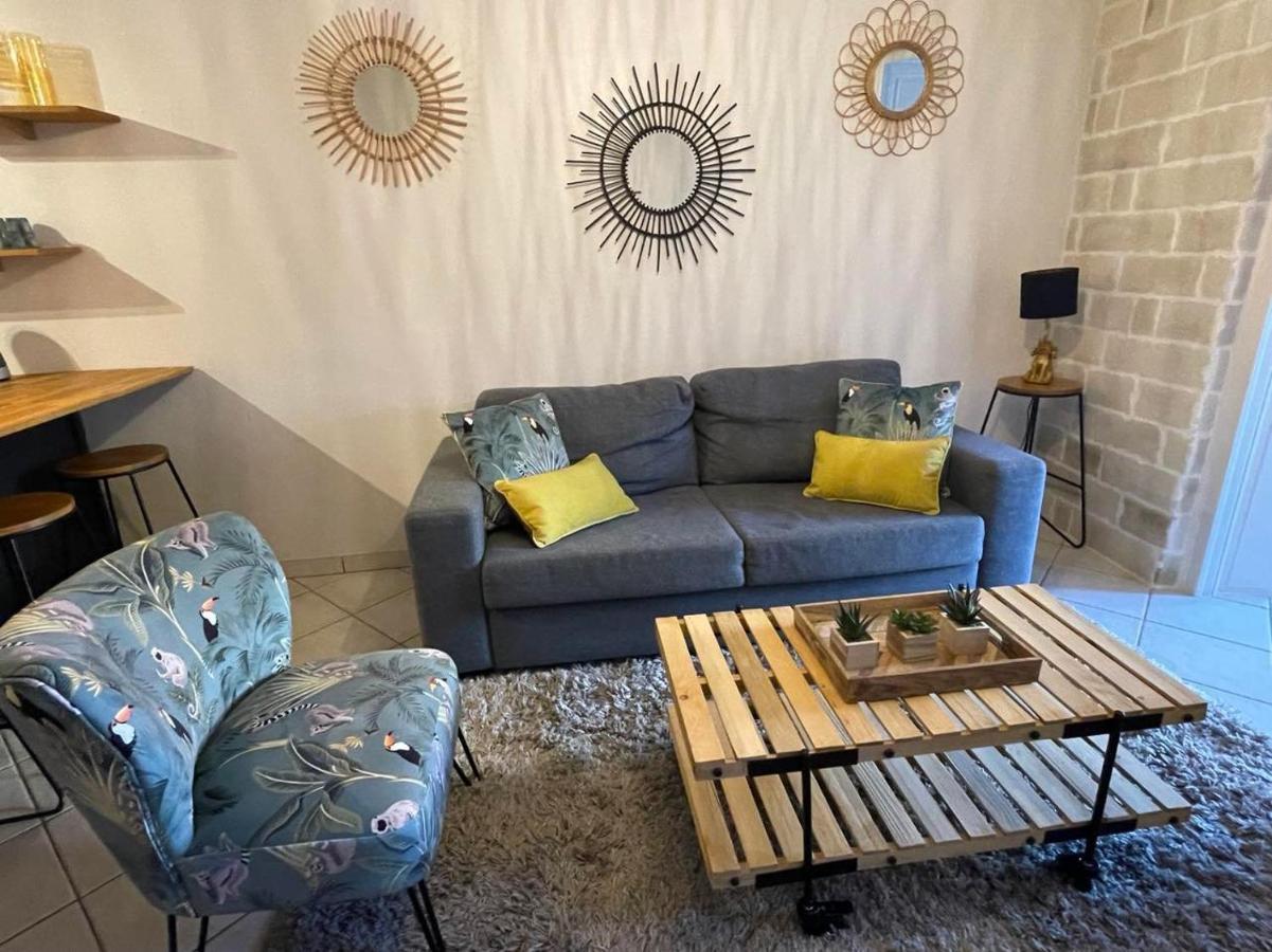 Le Patio, coeur de ville avec garage&jardin, gare à pied Vannes Esterno foto