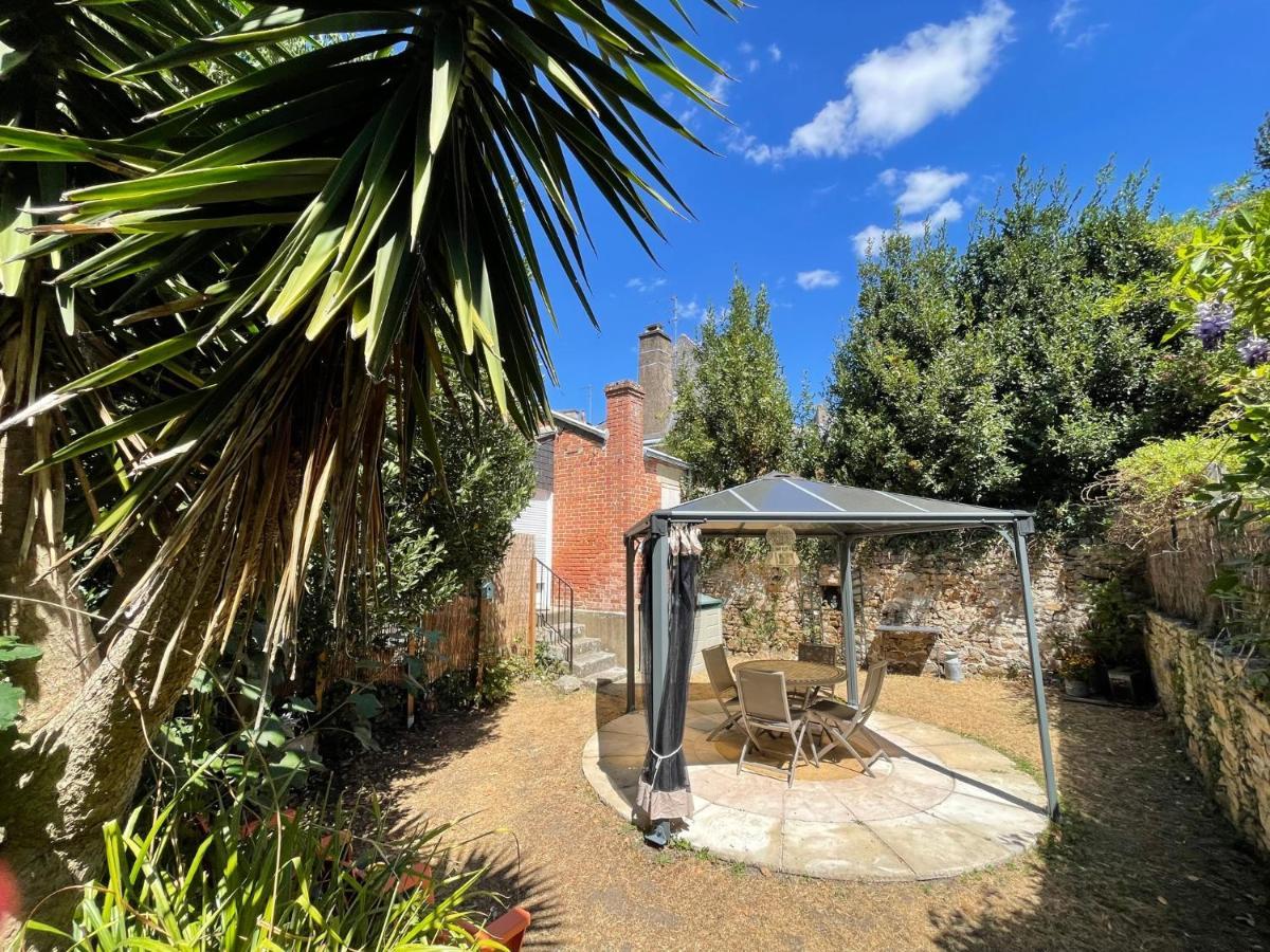 Le Patio, coeur de ville avec garage&jardin, gare à pied Vannes Esterno foto